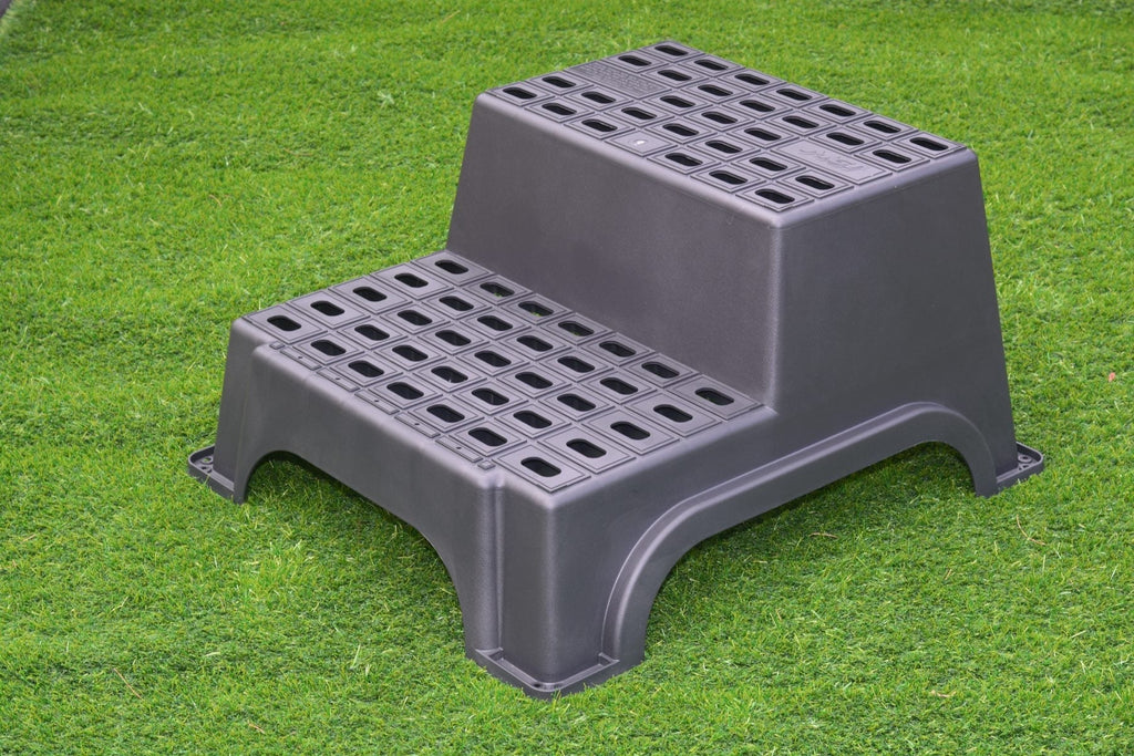 MGI Milenco Giant Double Step