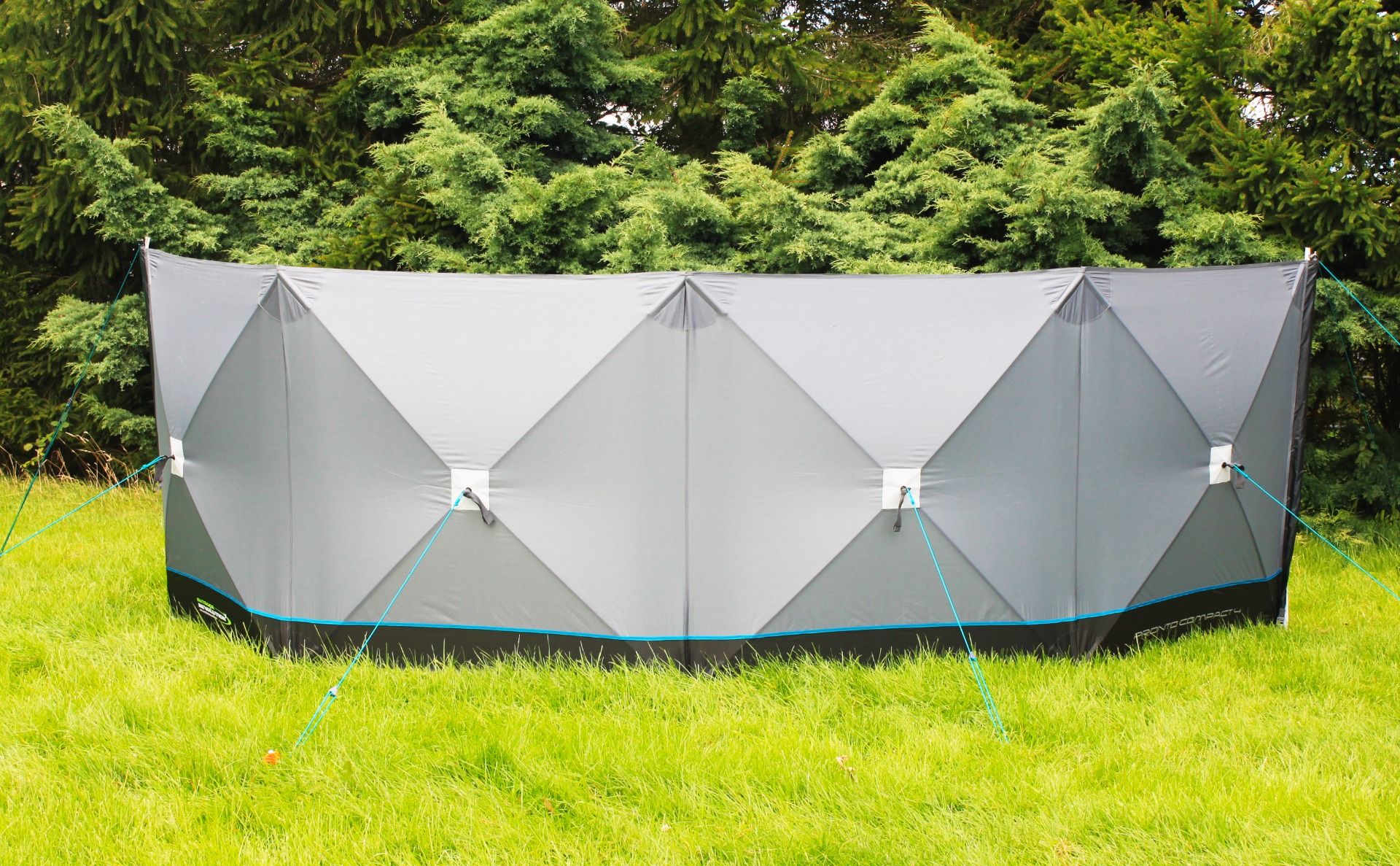 Outdoor Revolution Pronto Compact 4 Windbreak 120 HDE Fabric ( 500 X 125CM)