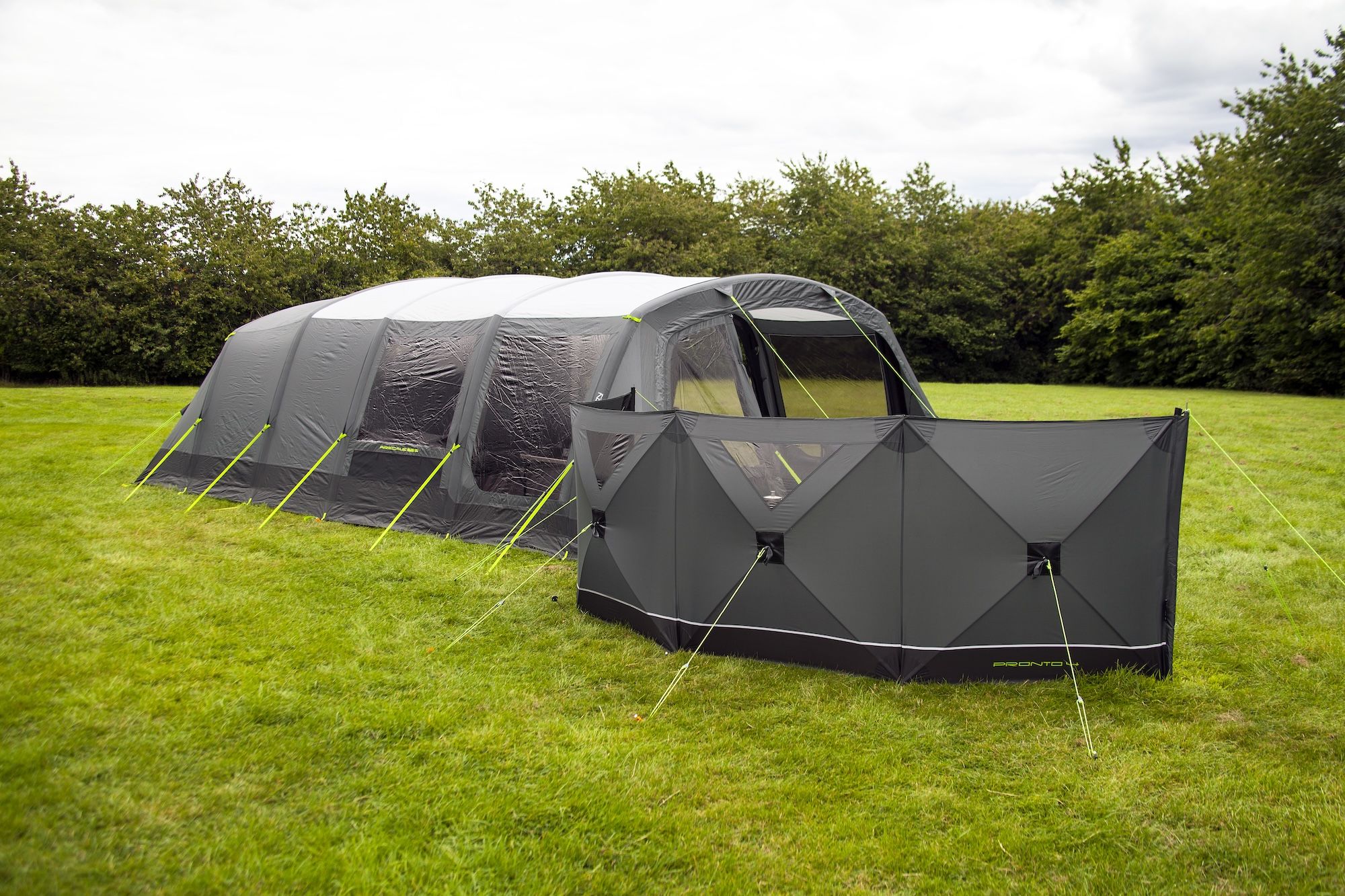 Outdoor Revolution Pronto Tensile Pro 4 Window  Windbreak (500 x 125cm)